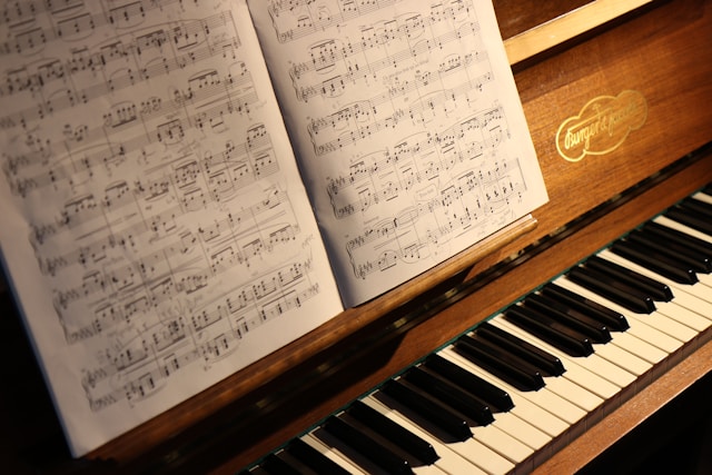 Piano Teacher Qualities That Support Consistent Improvement