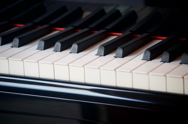 Piano Teacher for Busy Adults Making Music Lessons Fit Around a Full Schedule
