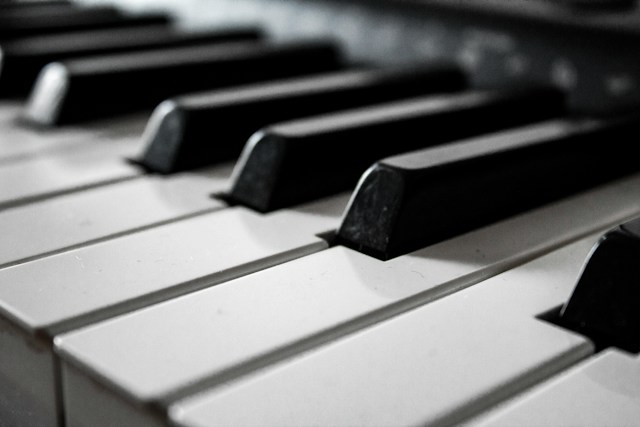 10 Piano Teacher Approaches That Can Help Students Who Have Lost Interest in Playing